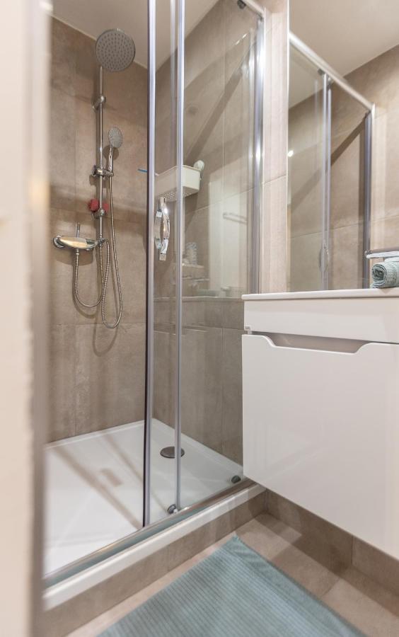 La Chambre Suspendue By Maison Brasseurs D'Etoiles لييج المظهر الخارجي الصورة